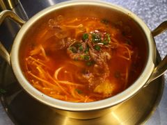 泡菜肥牛汤-本炙炭烤·蒲烧活鳗料理店(金沙洲店)