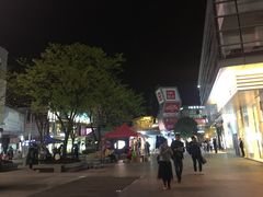 -证大大拇指广场(芳甸路店)