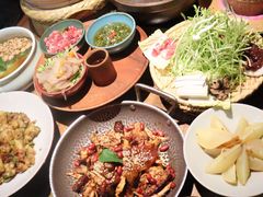 -吃饭皇帝大土家民族菜(正大广场店)