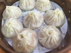-莱莱小笼·乔艾