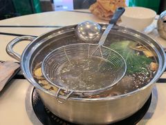 -联胜潮汕牛肉火锅(东苑南路店)
