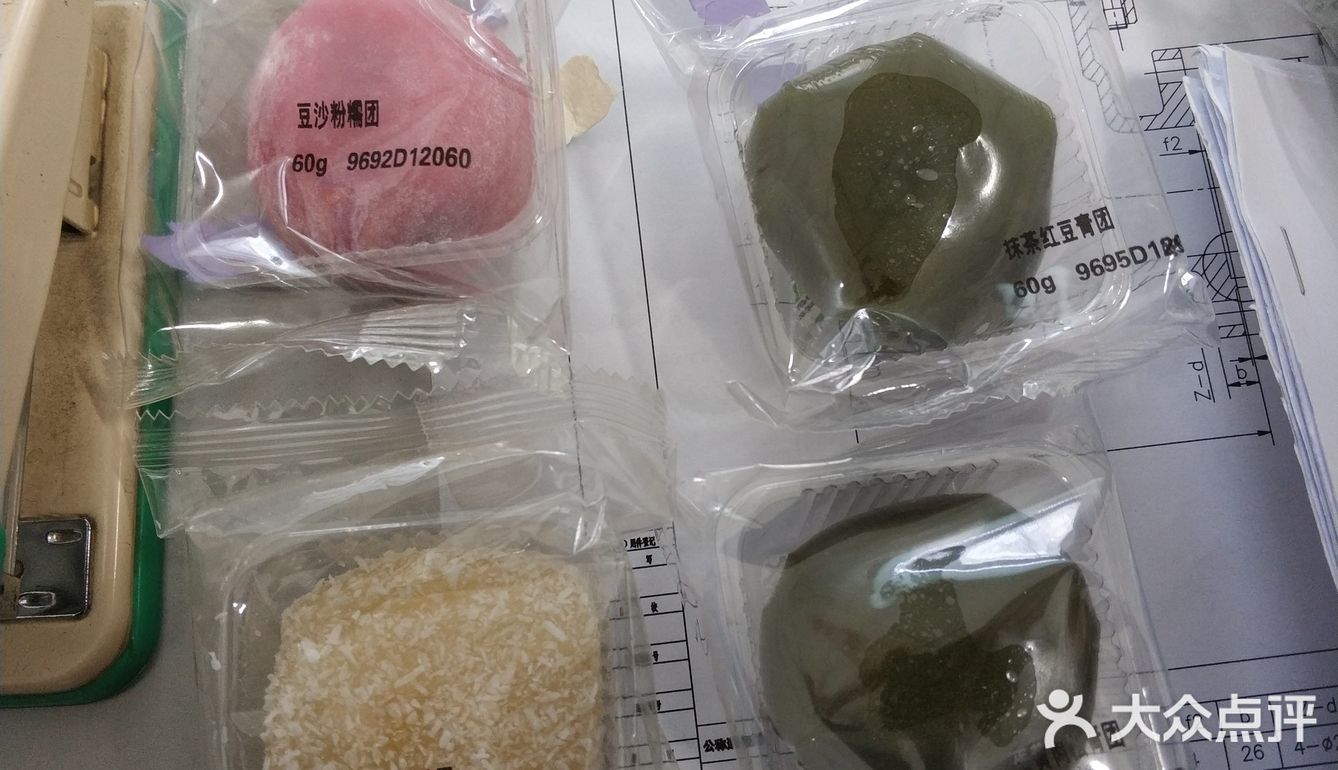 苏州的特色小吃零食✧*。٩(ˊωˋ*)و✧*