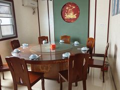 -宾朋海鲜饭庄(兴海路店)
