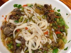 酸辣鸡杂粉-肆姐面粉馆(坡子街店)