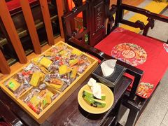 -宽板凳老灶火锅(台湾街店)