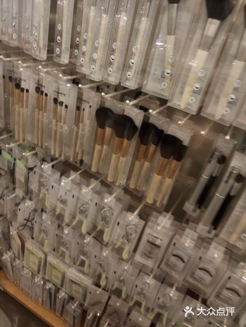 你有尝试过名创优品店里面的美妆小工具吗