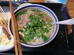 -云阿蛮云南生烫牛肉米线(奉贤路店)