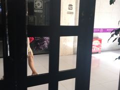 -艾豪森酒店(西安大雁塔大唐不夜城店)