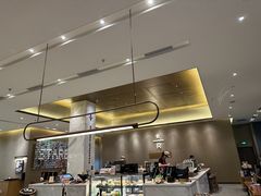 -星巴克臻选(深圳龙华红山天虹店)