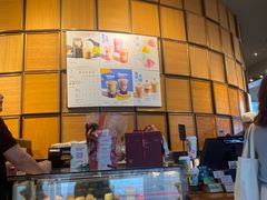 -星巴克臻选(惠州华贸天地1楼店)