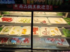 -尚品海鲜肥牛自助火锅(湖明店)
