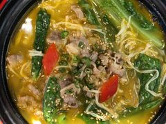 骨汤酸辣肥牛锅-町门烤肉拌饭专门店(哈西万达店)
