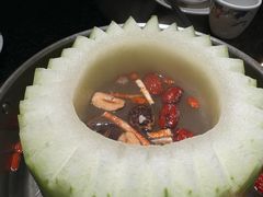 -得意咚瓜·顺德鱼生·冬瓜火锅(深圳首店)