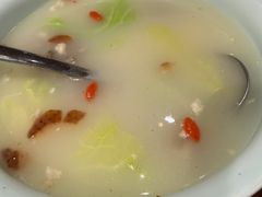 白菜豆腐鸭架汤-真地道京味府·鲜橙烤鸭·北京菜(朝外大街东大桥店)