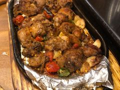 -老东镇啤酒屋海鲜加工·蒸汽海鲜·海鲜烧烤(台东店)