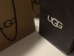 -UGG(燕莎奥特莱斯购物中心店)