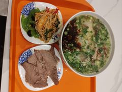 -德元兰州纯汤牛肉面(龙阳路店)
