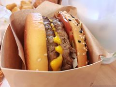 安格斯厚牛培根堡-麦当劳(新塘万达广场分店)