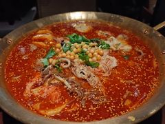 -张翻越·川渝冒菜·武汉黑鸭煲(城北万象城店)