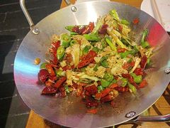 -霸气大叔干锅鸭头·龙虾烧烤·川菜·赛事直播(三里屯店)