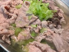 -肖四女乐山跷脚牛肉(南汇大学城生活广场店)