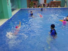 -Swim斯卫姆国际儿童游泳中心(红博中央公园店)