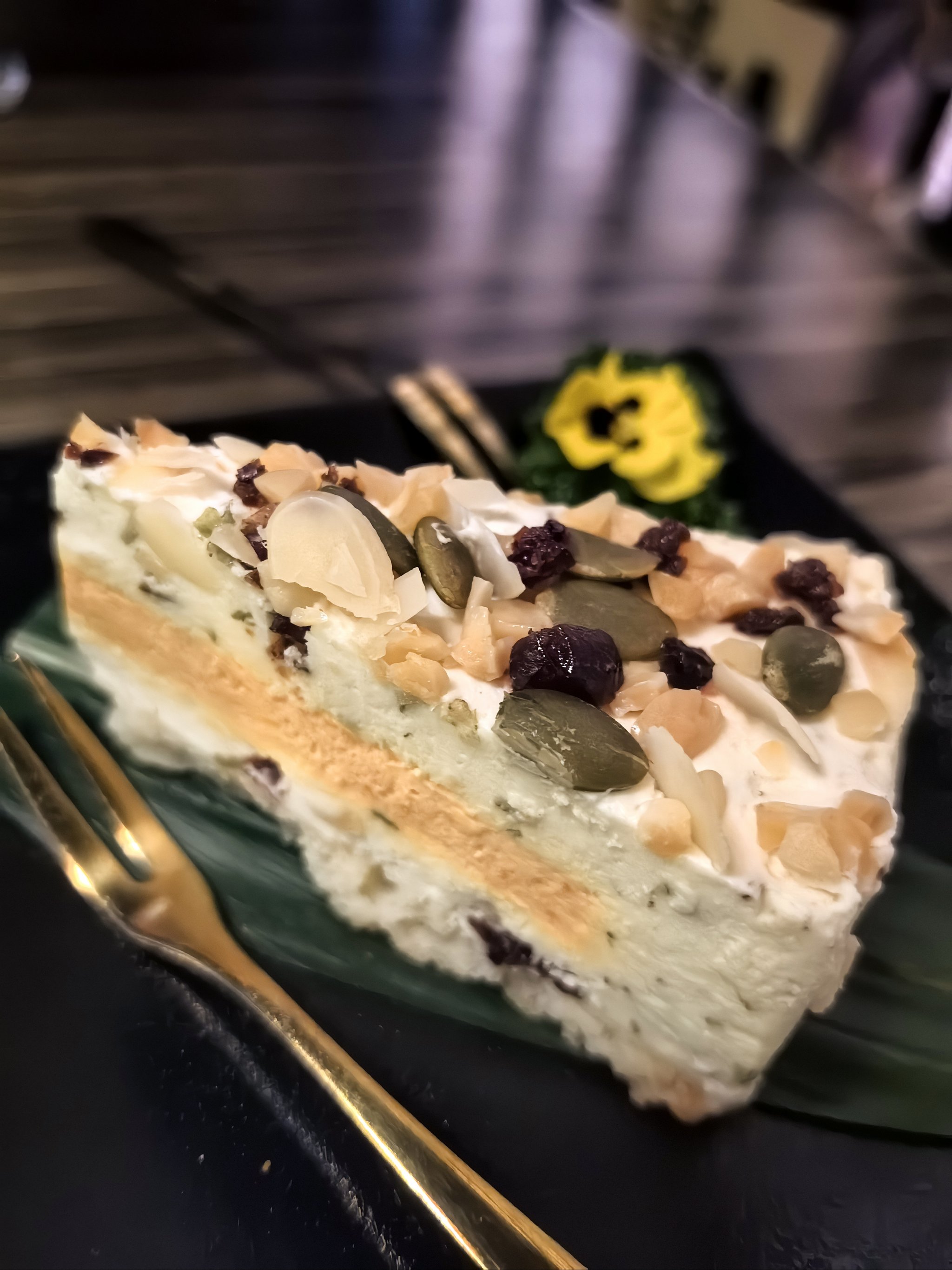 杏仁蛋糕 清新不腻口