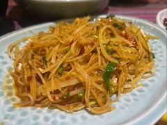 -香巴拉云南餐厅(华莱坞店)