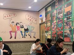 等位区-广信牛奶甜品世家(台东店)