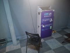 -VR 间客漫·PS电玩·虚拟现实包间游戏电竞(街道口店)