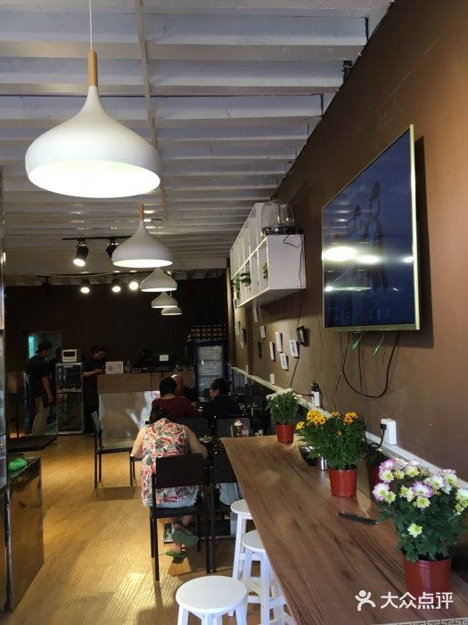 勺子米线·云南传统小吃市集(四方街店)大堂图片