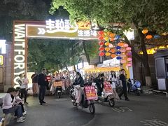-万达广场(南昌红谷滩店)