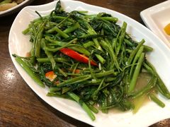 -Dang restaurant (patong phuket)