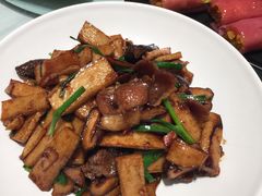-泓历皇朝酒店(东亭店)
