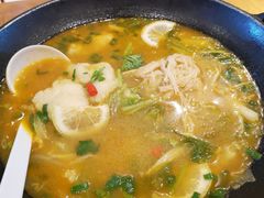 -苗小坛酸汤鱼(酒仙桥店)