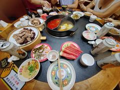 -沸炉重庆老火锅(军事博物馆店)