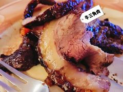 牛三角肉-五洲皇冠巴西烤肉餐厅