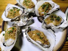 大生蚝-大富蚝乌东哥饭店·石锅鱼杂·柠檬鸭(革新路店)