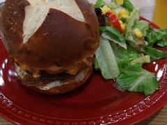 -HELLO 27 意面·沙拉·帕尼尼