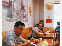 -老前童小吃(北明程路店)