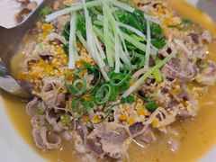 金汤肥牛金针菇粉丝煲-聚港軒