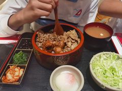 -牛邸·烧肉饭(来福士店)