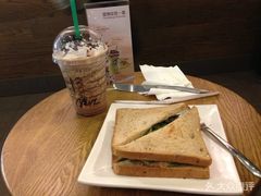 -星巴克(北京西大望路温特莱店)