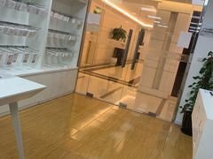 -闪电蜂手机快修连锁·上海永赋科技店