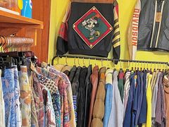 -Oolong乌龙茶古着店