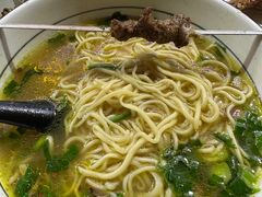 -杨记清芳牛肉拉面(京广路店)