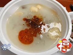 辣油-鸭得堡老鸭汤·鸭血粉丝(凤凰西街店)
