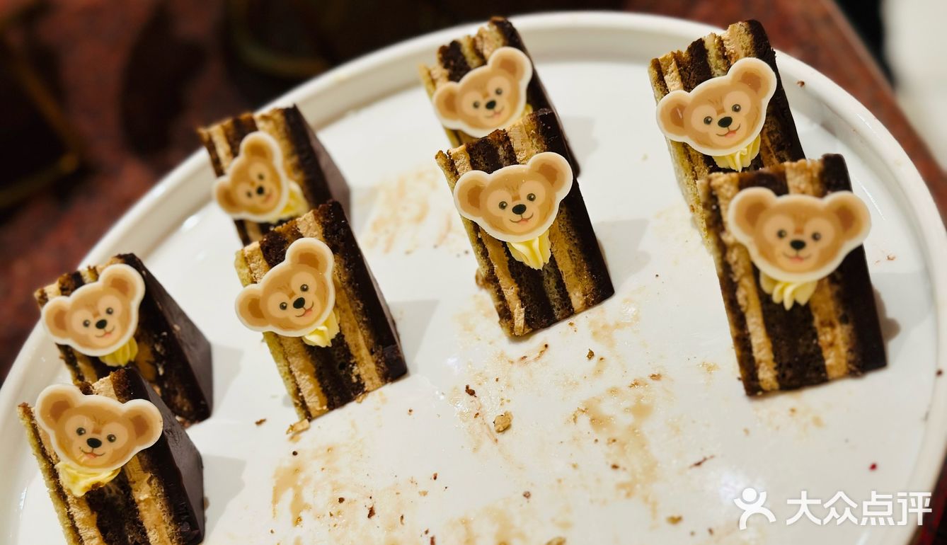 迪士尼乐园酒店の卢米亚餐厅の甜品[调皮][调皮][调皮]