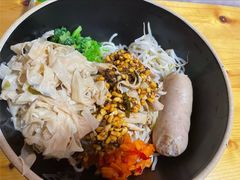 口水鸡拌面-两勺子一碗口水鸡拌面