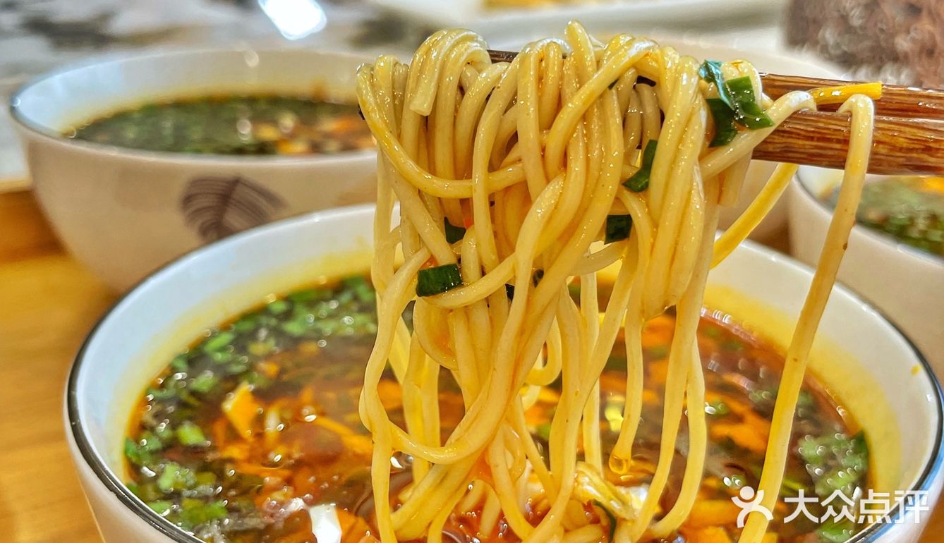 在浐灞吃饭大概是天底下最惬意的事情了